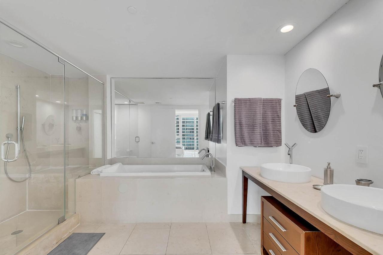 Penthouse 2Br Icon Whotel Brickell Маями Екстериор снимка